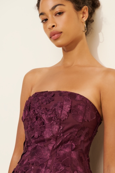 2-D Floral Tube Top | Nuuly