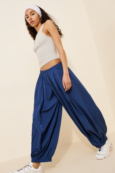 Cloud Low-Rise Baggy Balloon Pant | Nuuly