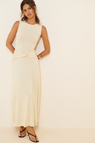 maxi dress without sleeves Bright pink maxi dress without sleeves  GUNTINA