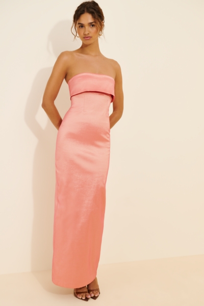 Wedding Guest Dresses + Outfit Ideas | Nuuly