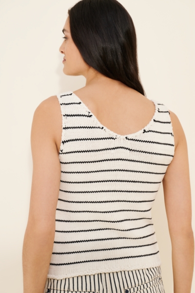 Botanical Hand Finished Crochet Vest | Nuuly