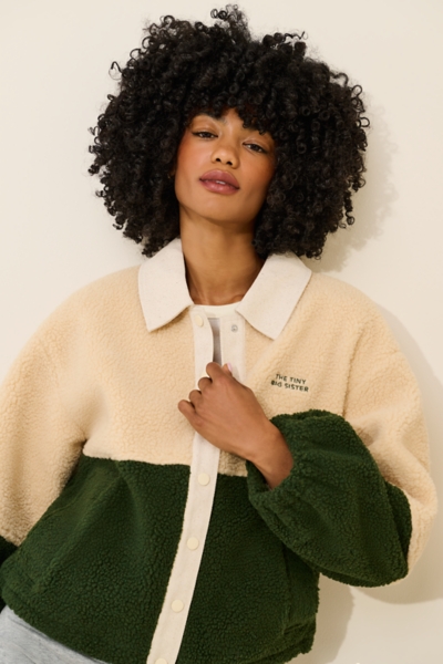 Color Blocked Sherpa Fleece Jacket | Nuuly