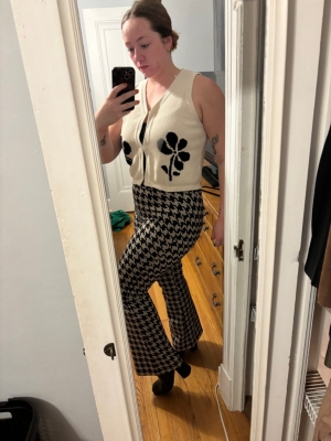 The Izzie Relaxed Pull-On Barrel Pants: Corduroy Edition