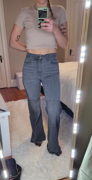 Janet Two-Toned Flare Jeans | Nuuly