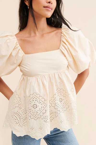 ロージーモンスター　チュールドット　tops Eyelet Babydoll Top | Nuuly