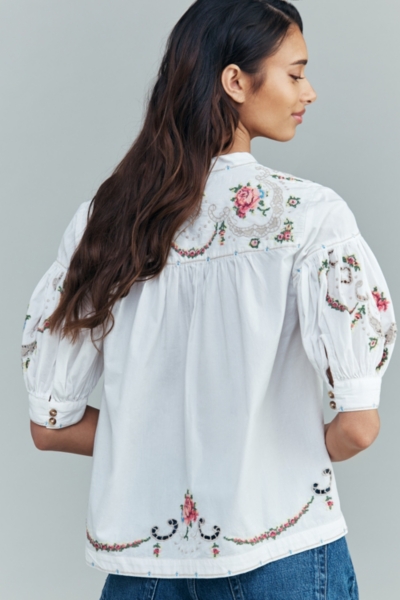 Embroidered Darcey Popover Swing Top | Nuuly