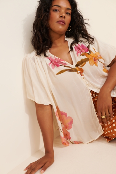 トップス SILINAHLLIOS Sheer Gather Blouse The Estela Sheer Printed Blouse: Short-Sleeve Edit | Nuuly