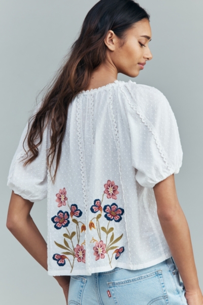 EMBROIDERY PUFF BLOUSE 新宿限定 Embroidered Puff Sleeve Swing Blouse | Nuuly