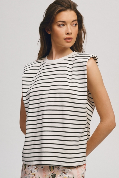 Boxy Muscle Tee | Nuuly