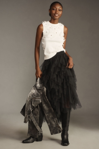 3-D Floral Appliqué Sleeveless Top | Nuuly