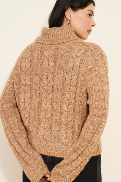 アダルトオリエンテッドローブス High neck Cable Knit アダルトオリエンテッドローブス High neck Cable Knit 商品説明