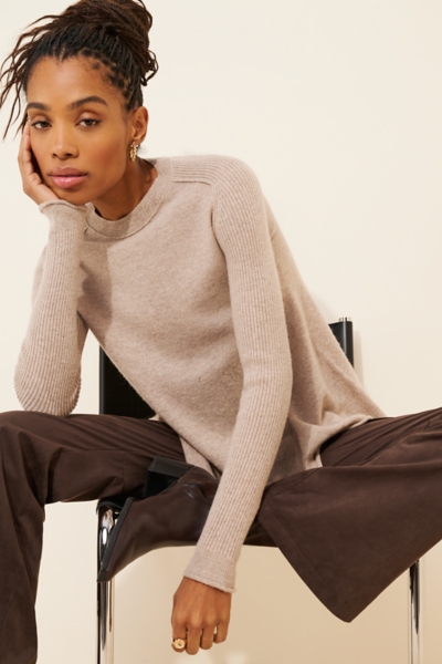 Crew-Neck Cashmere Swing Sweater | Nuuly