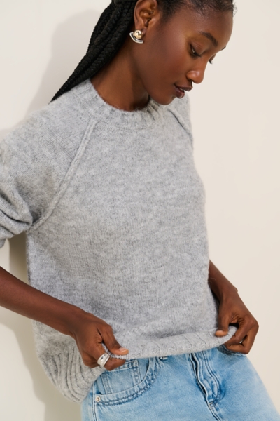 JULYNINE ジュライナイン クルーネック ニット セーター グレー The Cline Chunky Crew-Neck Sweater | Nuuly