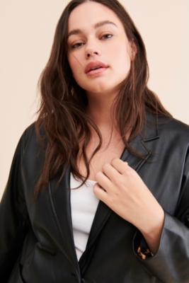 Patch Pocket Vegan Leather Blazer | Nuuly