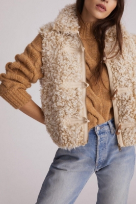 Toggle Faux Fur Vest | Nuuly