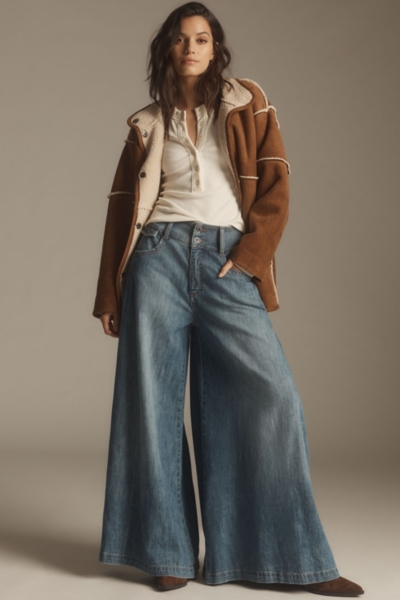 Mid-Rise Ultra-Wide-Leg Jeans | Nuuly