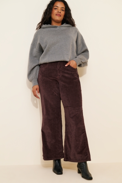 The Adi Mid-Rise Frayed Relaxed Flare Jeans: Cordu | Nuuly