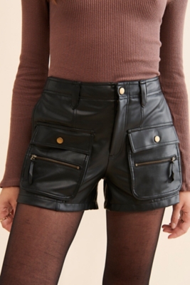 新品未使用 NKNIT vegan leather short pants 新品未使用 NKNIT vegan leather short pants