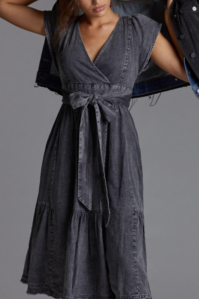 Denim Midi Dress | Nuuly