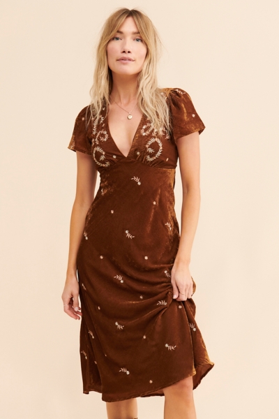 Embroidered Velvet Midi Dress | Nuuly 