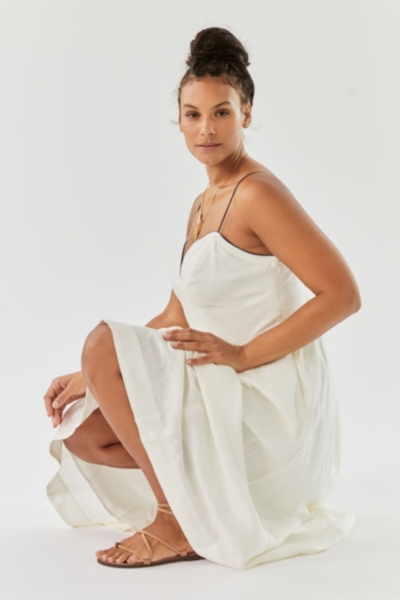 Seamed Contrast Midi Dress | Nuuly