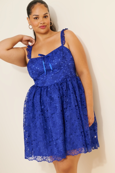 Sweetheart Lace Dress | Nuuly