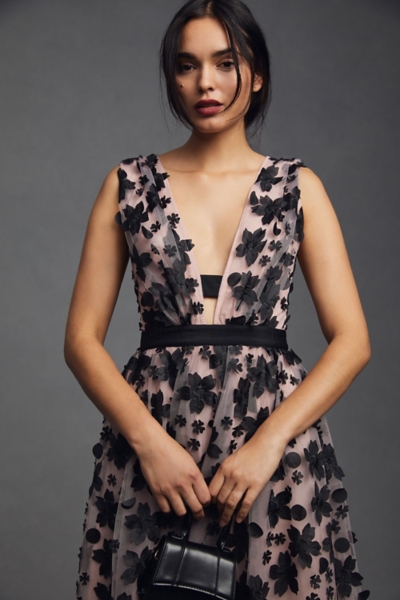 houda strapless mini dress in pink Mina Strapless Bow Bodycon Mini Dress • American Threads Trendy Boutique Red / L