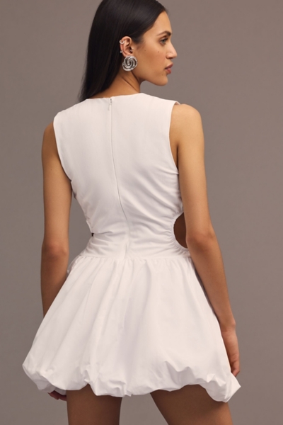 fila 90s cami dress Ieena for Mac Duggal - Green Bubble Hem Mini Dress With 3D Flower main image 0