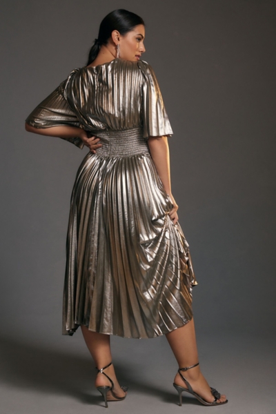 Short-Sleeve Metallic Cutout Midi Dress | Nuuly