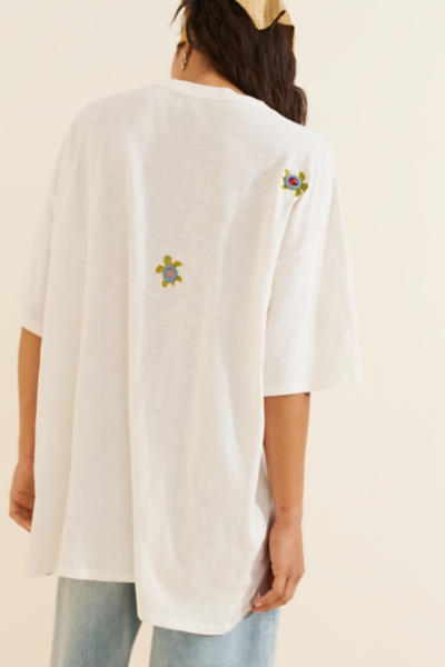 Turtle Beach Beaded Oversized Tee | Nuuly