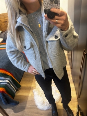 Review Pic