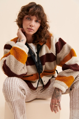 Hit The Slopes Printed Fleece Jacket | Nuuly