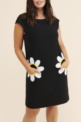 Pocketful of Daisies Dress | Nuuly