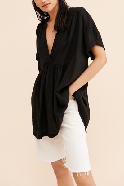 Getaway With Me Tunic | Nuuly