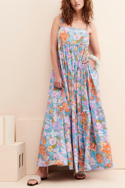 red maxi dress Women's Got My Attention Red Floral Guipure Lace Tiered Maxi Dress | Size: L