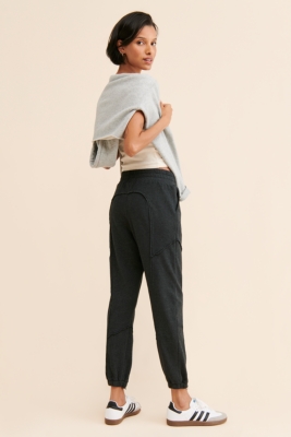 City Stride Pants | Nuuly