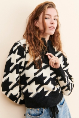 I'm Royalty Half Zip Sweater | Nuuly