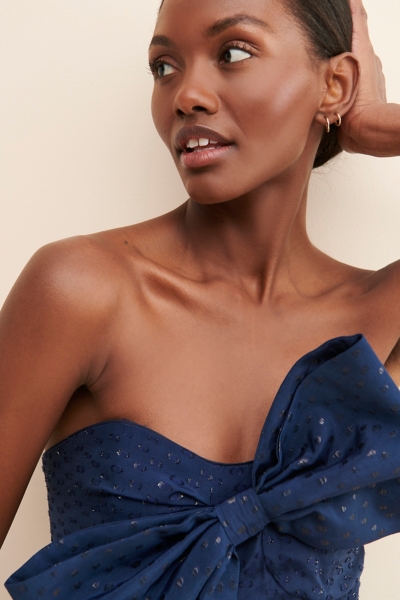 Bow Front Tube Top | Nuuly