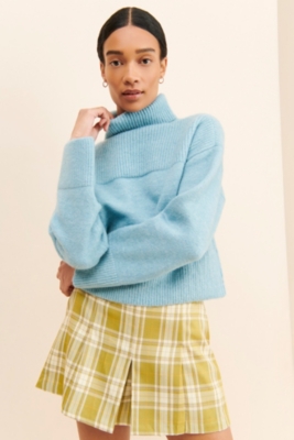 Cropped Turtleneck | Nuuly