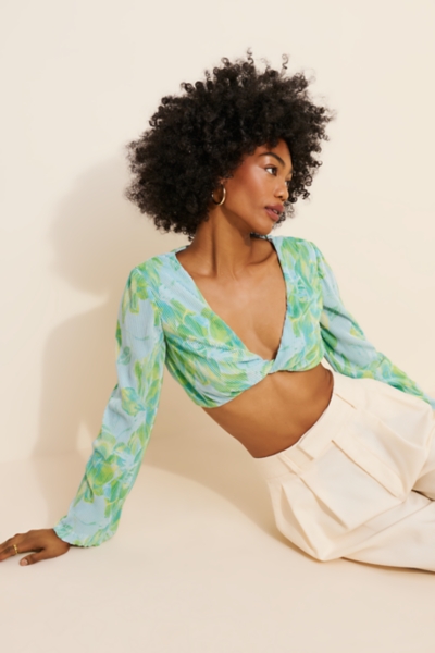 Floral Pleated Twist Top | Nuuly
