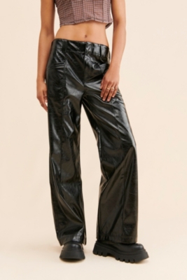 ★韓国の人気★【HUECLOSET】★vegan leather wide pant.s★ ☆韓国の人気☆【HUECLOSET】☆vegan leather wide pant.s 韓国の
