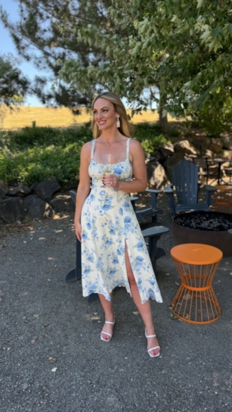dress forum linen blend floral midi dress Dress Forum Vintage Lemonade Tulip Hem Midi Wrap Dress
