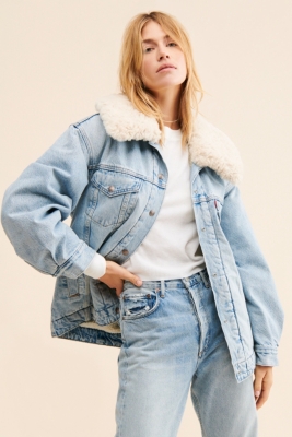 Levi's oversized sherpa trucker jacket xs deals