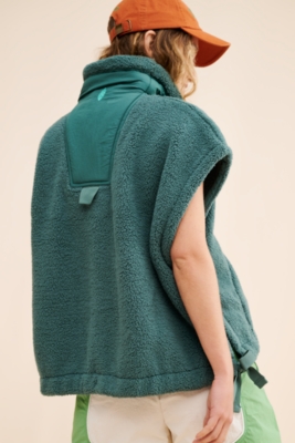 Scout It Out Fleece Vest