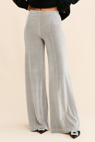 Ladylike Velvet Pants | Nuuly