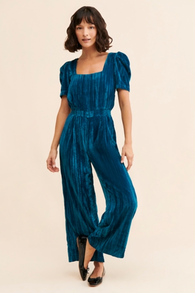 79580890_030_b?$og-image$ 