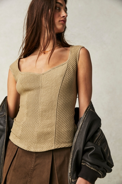 Boss Babe Tank | Nuuly