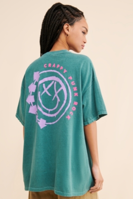 File:Blink-182 Logo 2022.png - Wikimedia