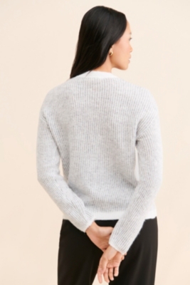 Dual Tone Pullover