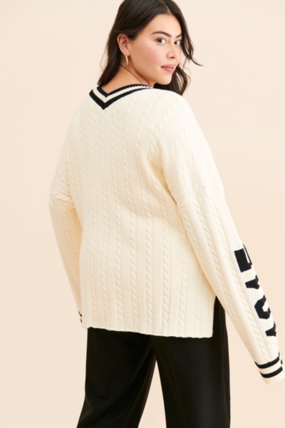Pamela Oversized Sweater | Nuuly